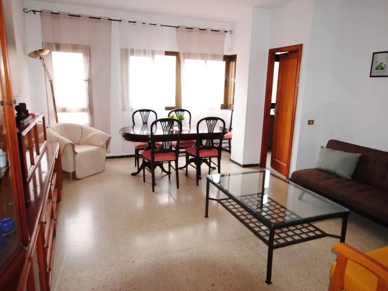 Flat for rent in Street Calle Granadera Canaria, 14, Vegueta Flat for rent in Street Calle Granadera Canaria, 14, Vegueta