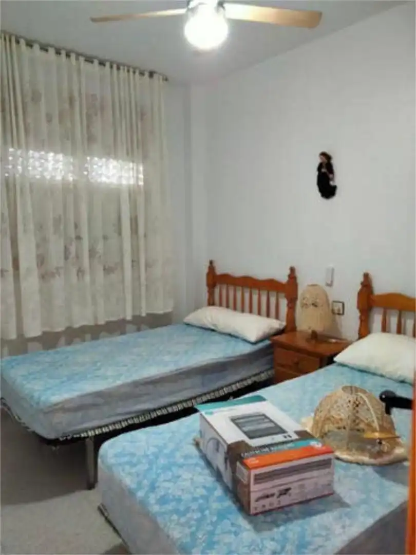 Piso de alquiler en Calabardina Habitación de Piso de alquiler en Águilas con Jardín privado, Terraza y Trastero