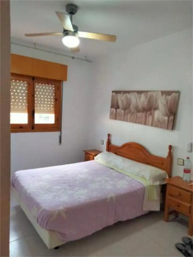 Piso de alquiler en Calabardina Habitación de Piso de alquiler en Águilas con Jardín privado, Terraza y Trastero