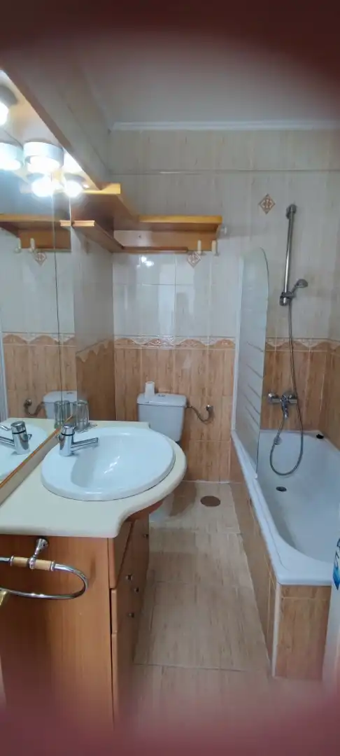 Flat for rent in Calle Algarrobo, 533, Valdeolletas - Las Cancelas - Xarblanca Bathroom of Flat for rent in Marbella