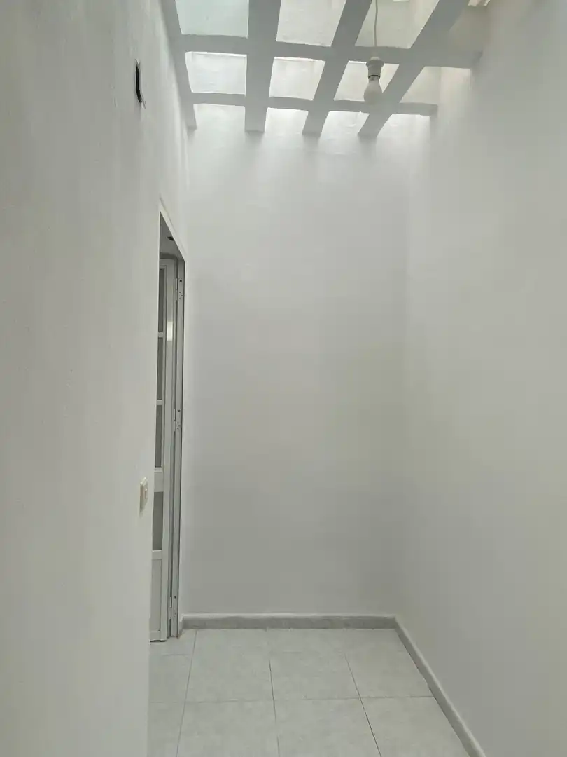 Apartament en venda a Calle San Vicente, 11, Plaza de toros - Venta Vargas - Capitania Apartament en venda en San Fernando amb Balcó