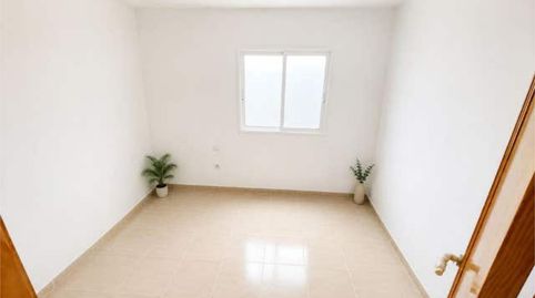 Apartamento de alquiler en San Juan de la Rambla, Santa Cruz de Tenerife - imagen 2 Foto 2 de Apartamento de alquiler en San Juan de la Rambla, Santa Cruz de Tenerife
