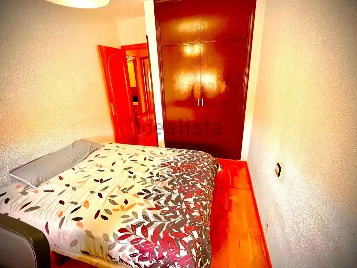 Casa o xalet de lloguer a Calle Virgen de la Natividad, 8, Torrejón de la Calzada Dormitori de Casa o xalet de lloguer en Torrejón de la Calzada amb Balcó