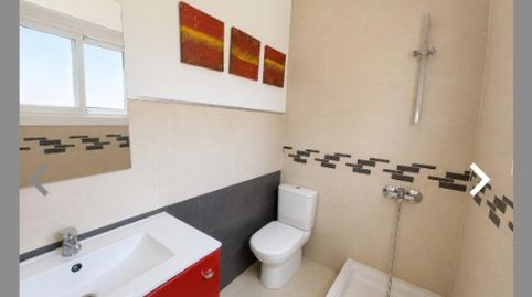 Casa adosada en venta en Carrer la Rosella, 17, Can Lloses - Can Marcer, Sant Pere de Ribes - imagen 2 Foto 2 de Casa adosada en venta en Carrer la Rosella, 17, Can Lloses - Can Marcer, Sant Pere de Ribes