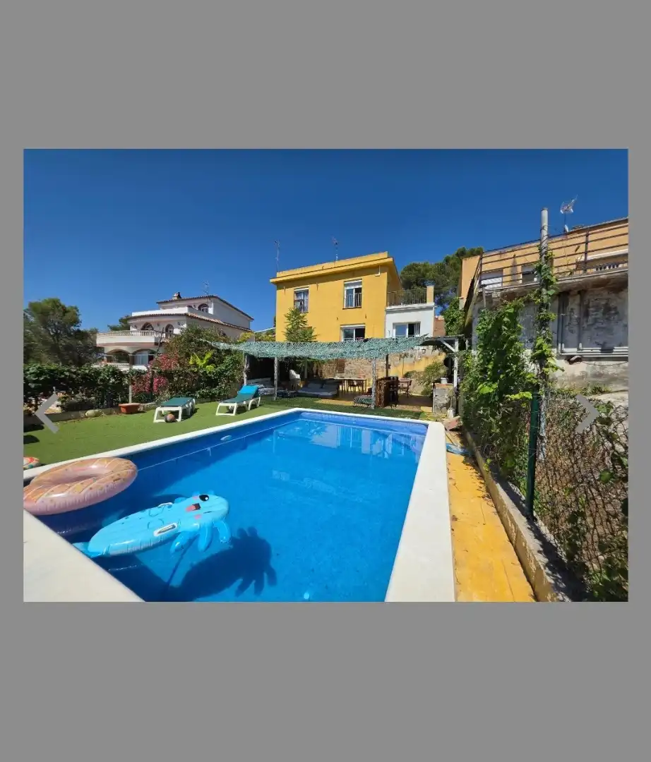 Piscina de Casa adosada en venta en Sant Pere de Ribes con Aire acondicionado, Calefacción y Jardín privado