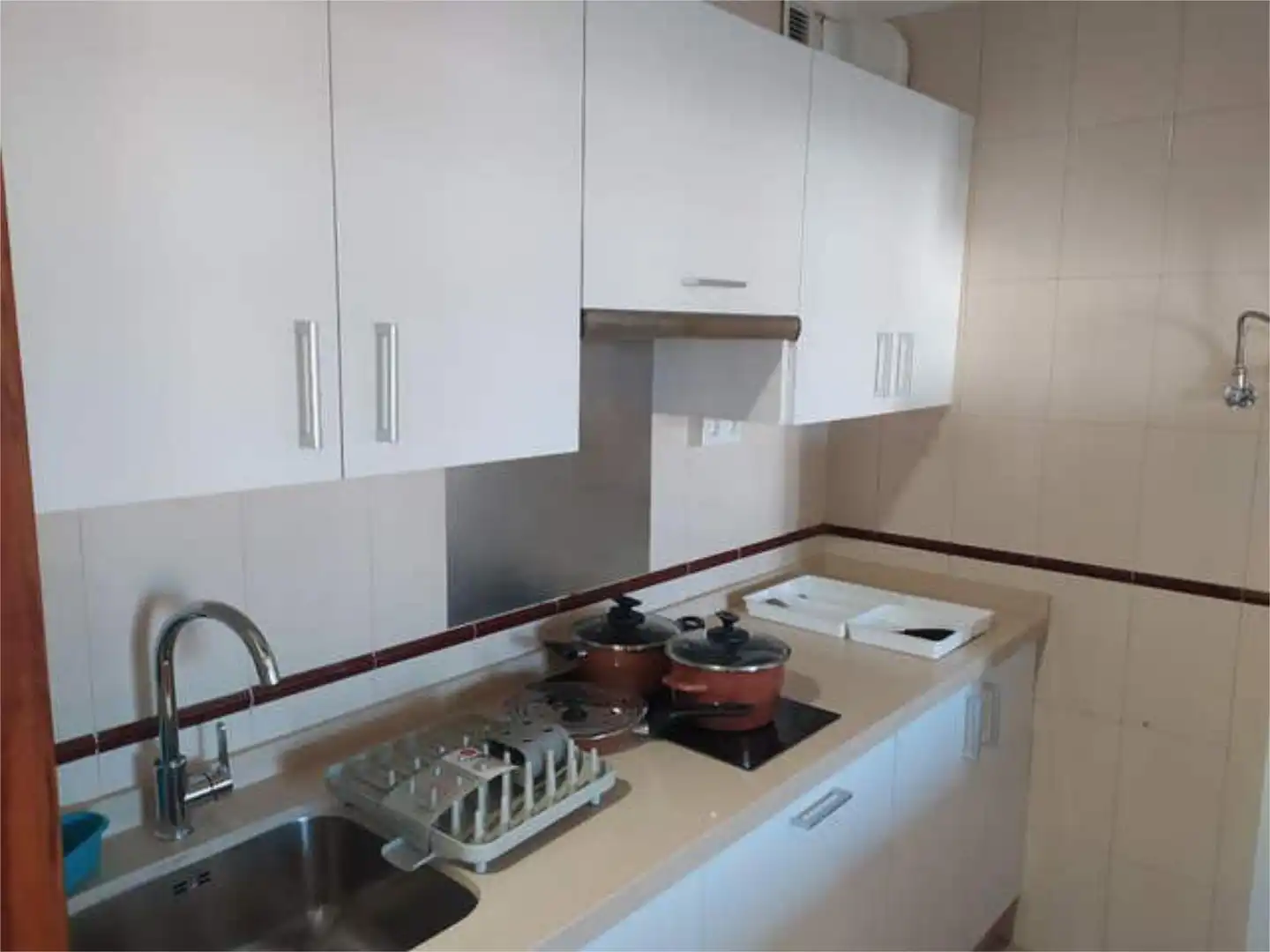 Piso de alquiler en La Cuesta -Finca España Cocina de Piso de alquiler en San Cristóbal de la Laguna con Amueblado