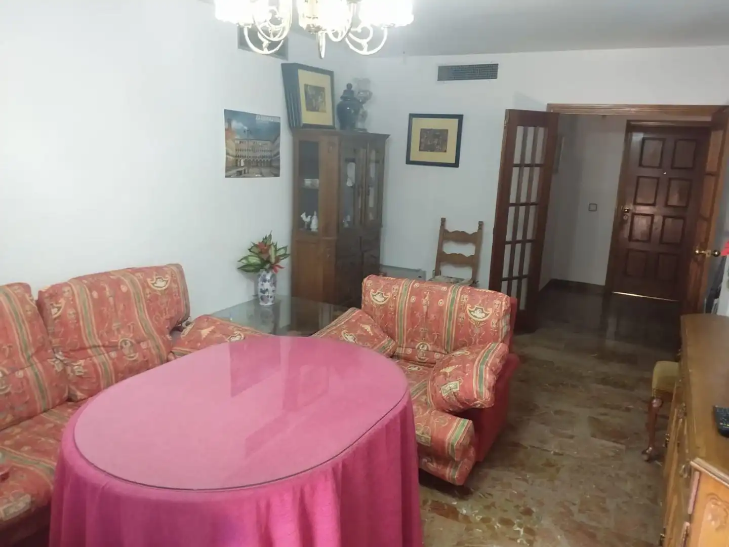 Flat for rent in Calle Ángel Quintanilla Ulla, 1, Valdepasillas - La Paz - Huerta Rosales Dining room of Flat for rent in Badajoz with Terrace, Swimming Pool and Furnished