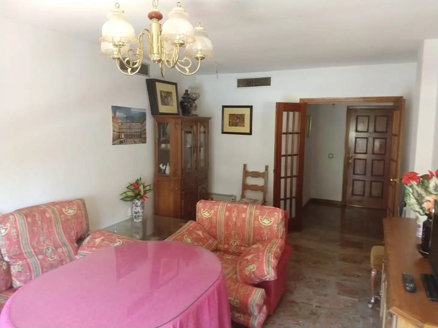 Flat for rent in Calle Ángel Quintanilla Ulla, 1, Valdepasillas - La Paz - Huerta Rosales Dining room of Flat for rent in Badajoz with Terrace, Swimming Pool and Furnished