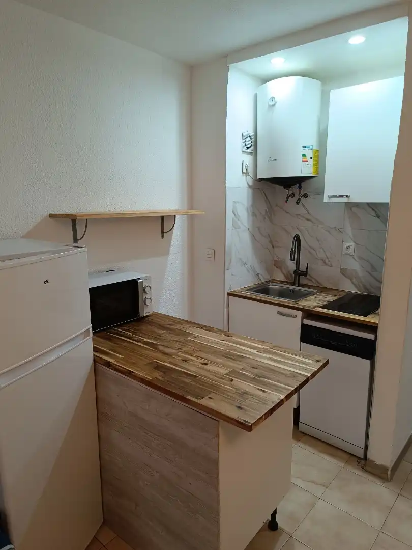 Apartament de lloguer a Calle Moral de la Magdalena, 24, Centro - Sagrario Cuina de Apartament de lloguer en Granada amb Aire condicionat, Calefacció i Terrassa