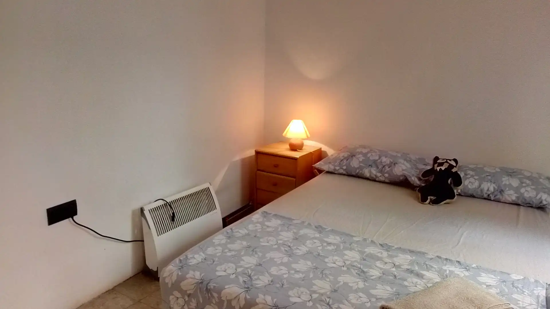 Room in Carrer d'en Roig, 5, Centre Bedroom of Country homes for share in Vilassar de Mar with Heating, Furnished and Balcony