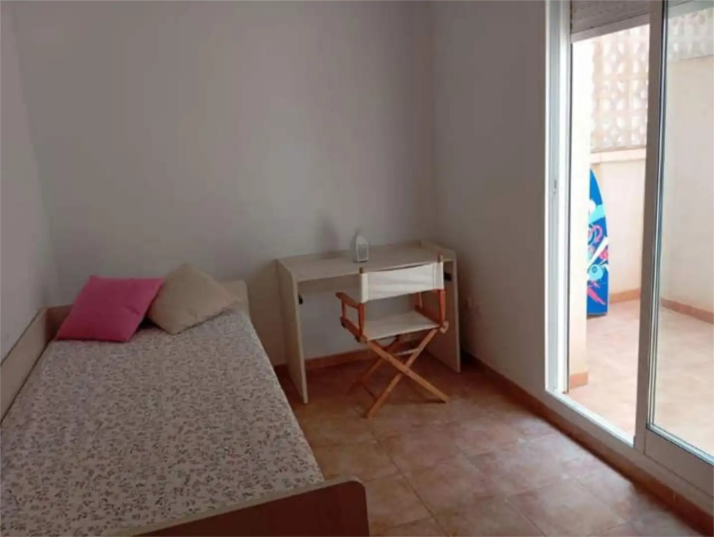 Apartamento de alquiler en Calabardina Habitación de Apartamento de alquiler en Águilas con Piscina y Amueblado
