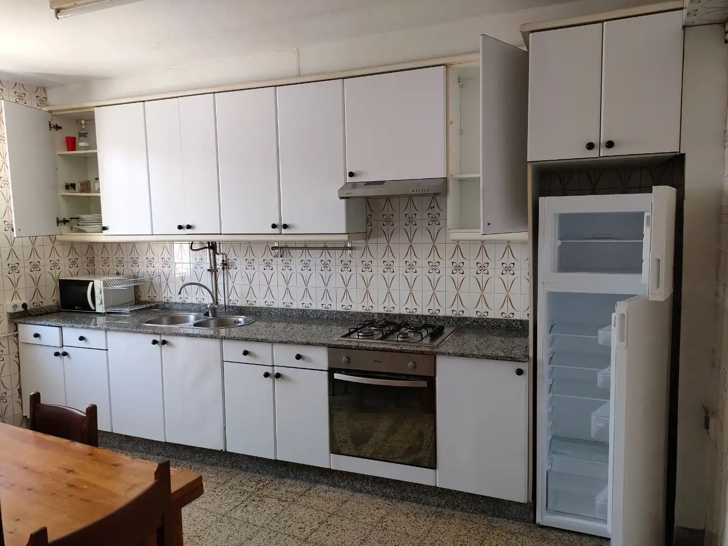 Pis de lloguer a Rúa de Bonaval, 2, Campus Norte - San Caetano Cuina de Pis de lloguer en Santiago de Compostela amb Calefacció i Moblat