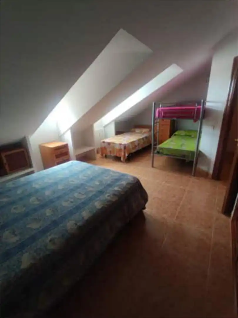 Habitación de Piso en venta en Alberite con Calefacción, Terraza y Amueblado