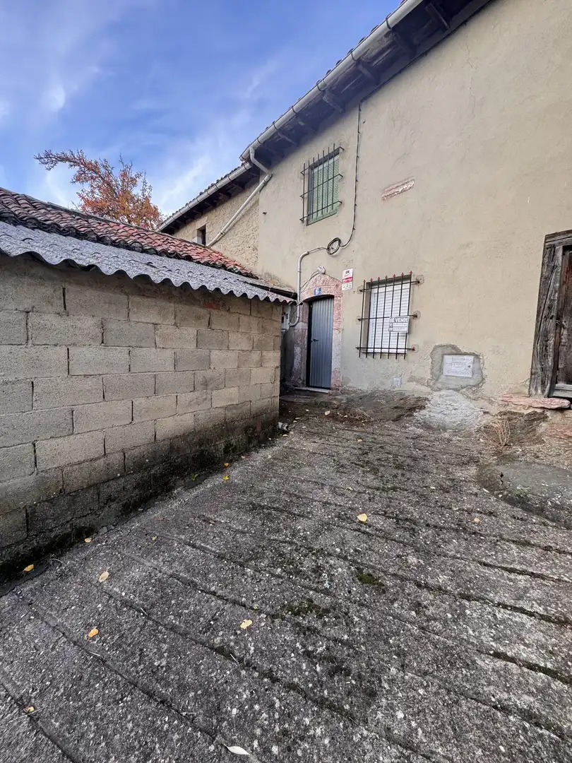 Parking of Houses for sale in Vegacervera