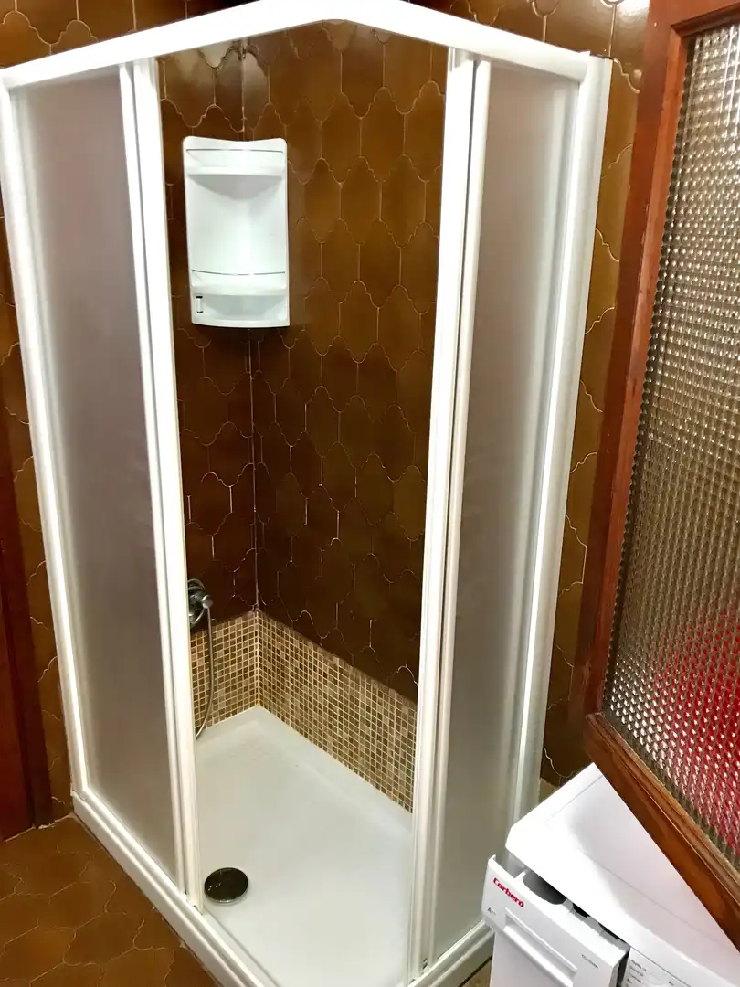 Pis de lloguer a Calle Escultor Juan Jaén Díaz, 9, Tafira Bany de Pis de lloguer en Las Palmas de Gran Canaria amb Parquet, Terrassa i Moblat