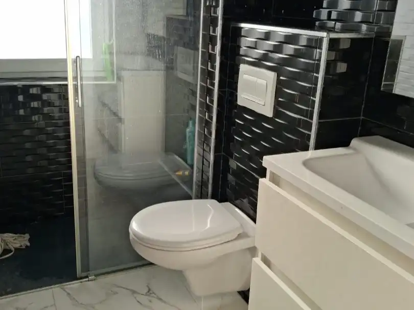 Badezimmer von Wohnung zum Verkauf in Ferrol mit Heizung und Abstellraum