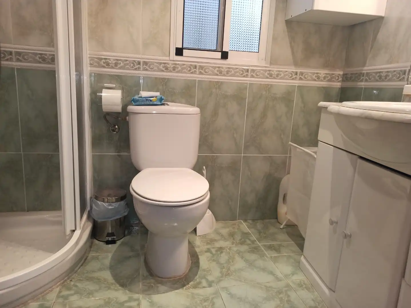 Piso de alquiler en Calle Rosario, 100, Ensanche - Franciscanos Baño de Piso de alquiler en Albacete con Aire acondicionado, Calefacción y Amueblado