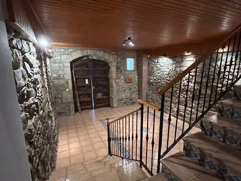 Casa adosada de alquiler en Carrer ďAnglesola, 1, Vilagrassa Casa adosada de alquiler en Vilagrassa con Calefacción, Parquet y Balcón