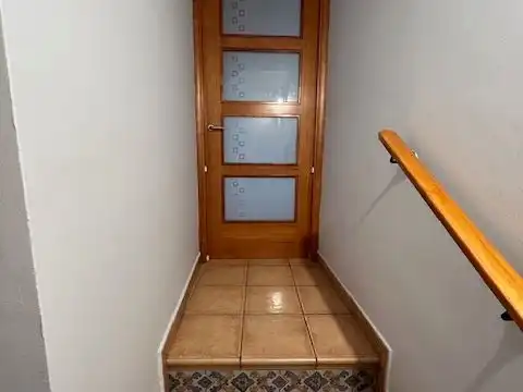 Casa adosada de alquiler en Carrer ďAnglesola, 1, Vilagrassa Casa adosada de alquiler en Vilagrassa con Calefacción, Parquet y Balcón