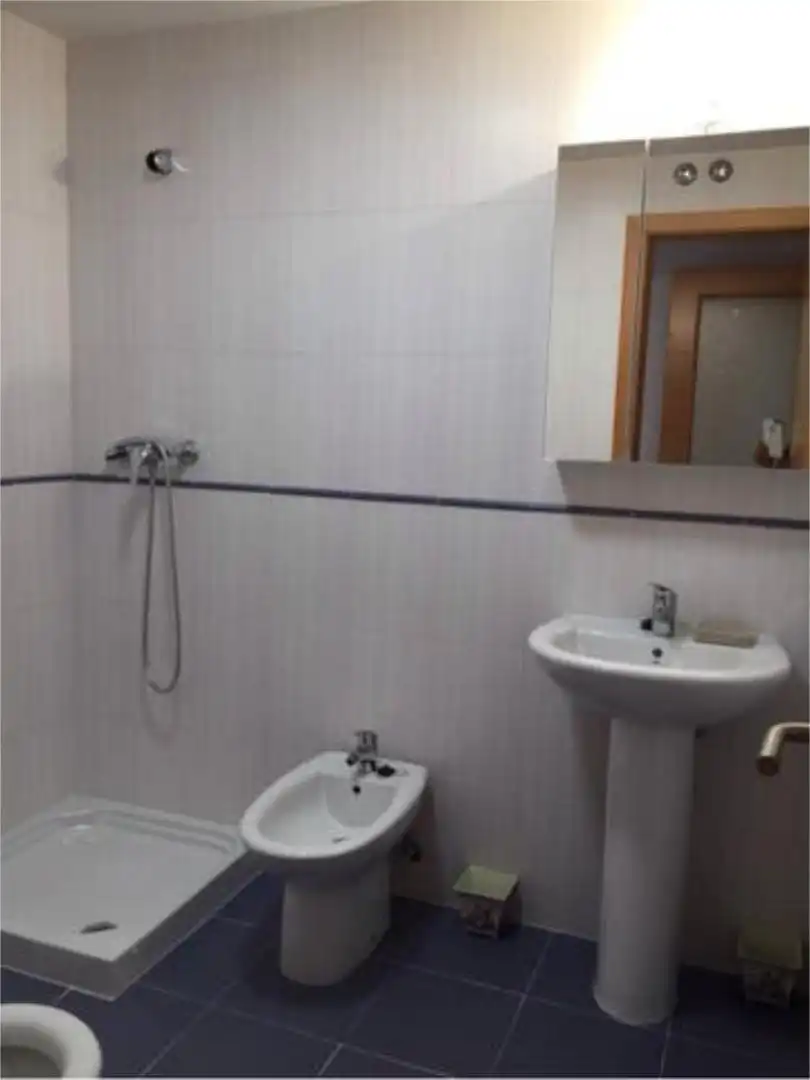 Flat for sale in Navalosa Bathroom of Flat for sale in Navalosa with Heating, Storage room and Swimming Pool