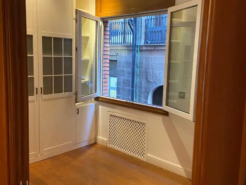 Flat for sale in Carrer de Pau Claris, 70, Dreta de l'Eixample Balcony of Flat for sale in Barcelona Capital with Air Conditioner