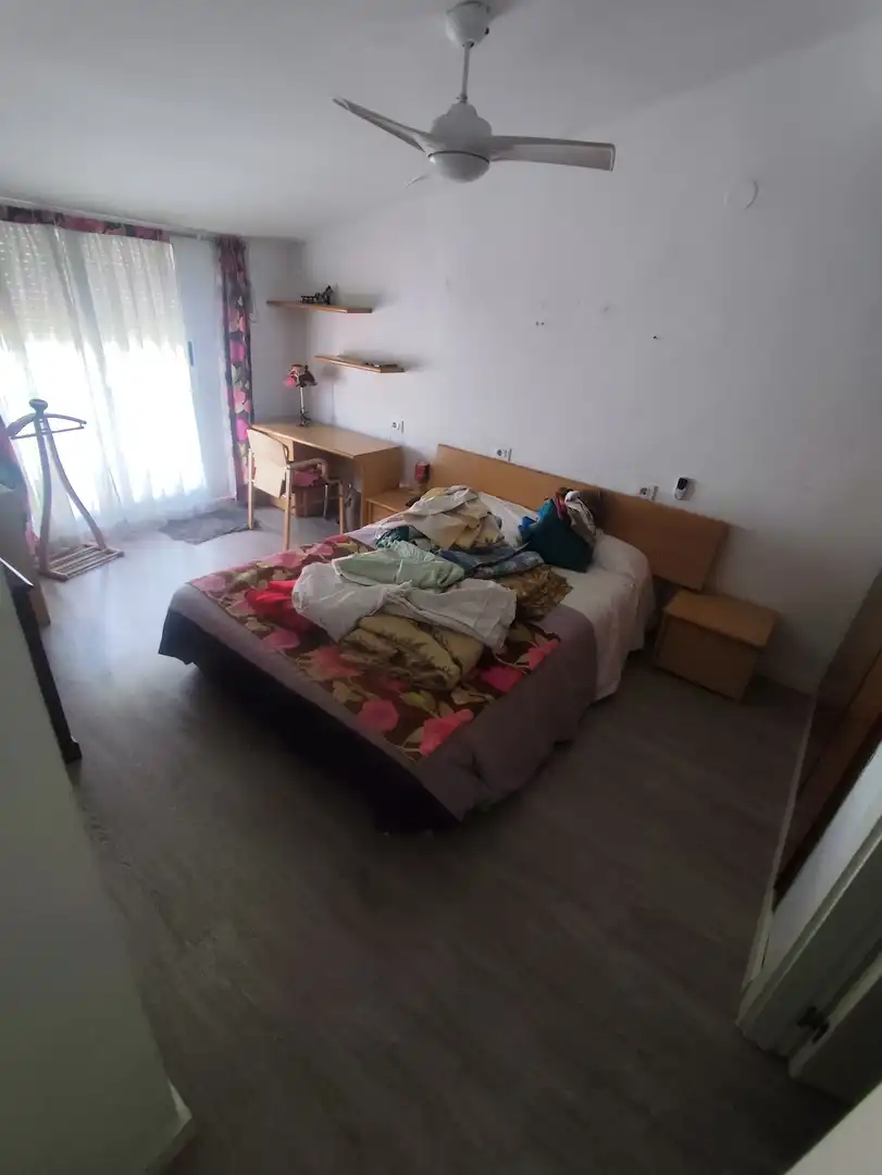 Flat for rent in Carrer de Méndez Núñez, 21, Hospital - Plaza del Real Bedroom of Flat for rent in Castellón de la Plana / Castelló de la Plana with Air Conditioner, Heating and Parquet flooring