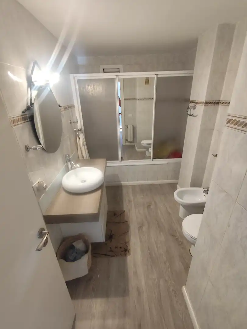 Flat for rent in Carrer de Méndez Núñez, 21, Hospital - Plaza del Real Bathroom of Flat for rent in Castellón de la Plana / Castelló de la Plana with Air Conditioner, Heating and Parquet flooring