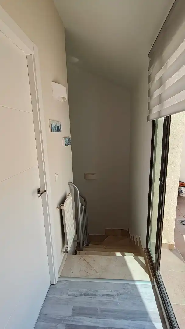 Maisonette zum Verkauf in Calle la Golondrina, 5, Villarejo de Salvanés Maisonette zum Verkauf in Villarejo de Salvanés mit Klimaanlage, Terrasse und Balkon