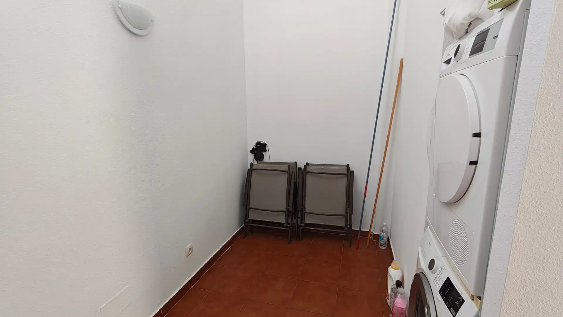 Maisonette zum Verkauf in Calle la Golondrina, 5, Villarejo de Salvanés Maisonette zum Verkauf in Villarejo de Salvanés mit Klimaanlage, Terrasse und Balkon