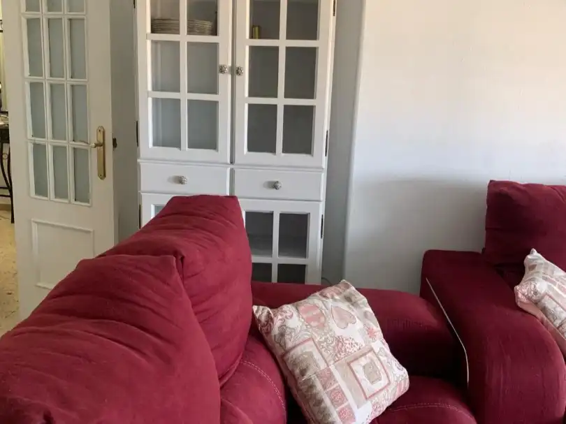 Wohnung zur Miete in Nucleo Bolsena, 8, Centro Wohnzimmer von Wohnung zur Miete in Montequinto mit Klimaanlage, Terrasse und Möbliert
