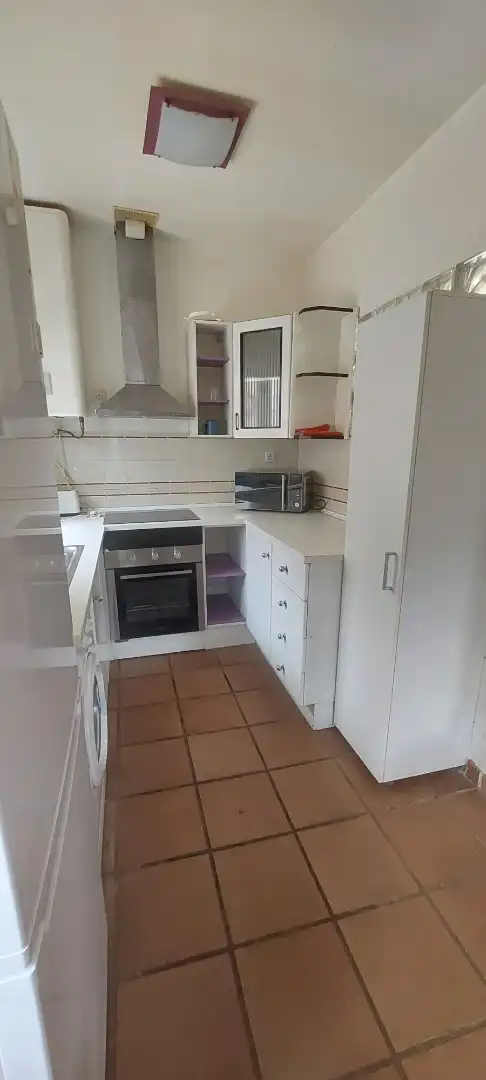 Kitchen of Ground floor for rent in Peralejos  with Air Conditioner, Furnished and Oven