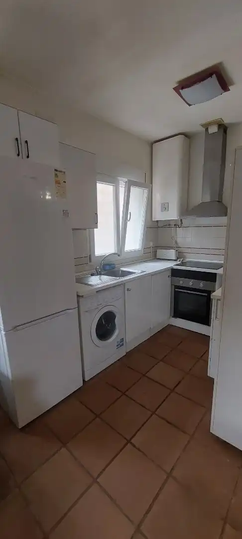 Kitchen of Ground floor for rent in Peralejos  with Air Conditioner, Furnished and Oven