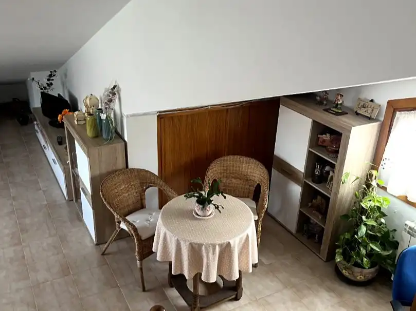 Piso en venta en Camino Alto de Toledo, 27, Olías del Rey Sala de estar de Piso en venta en Olías del Rey con Aire acondicionado, Calefacción y Jardín privado