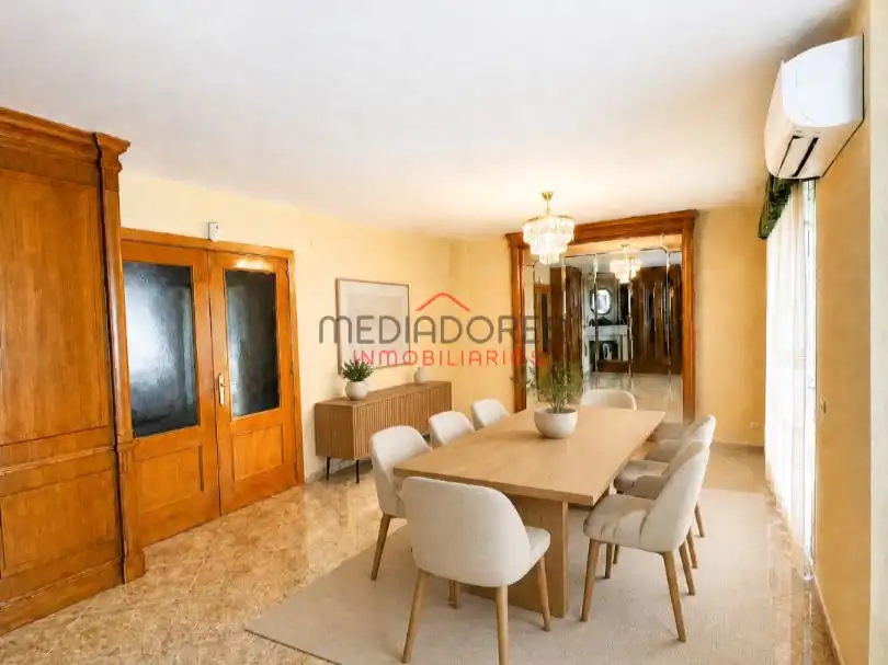 Flat for sale in Calle José Zorrilla, 10, Ensanche Dining room of Flat for sale in Alcalá de Henares with Air Conditioner, Heating and Private garden