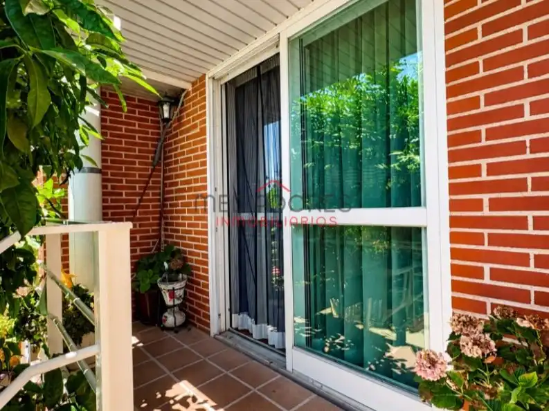 Flat for sale in Calle José Zorrilla, 10, Ensanche Exterior view of Flat for sale in Alcalá de Henares with Air Conditioner, Heating and Private garden