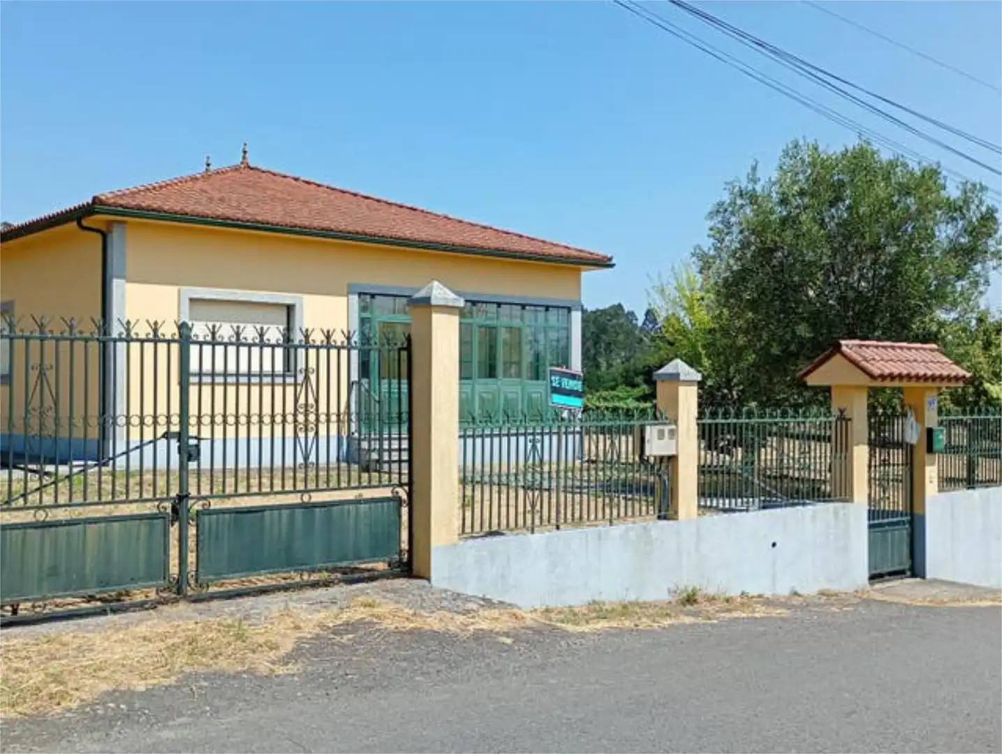 Detached homes for sale in Parroquias de Santiago Exterior view of Detached homes for sale in Santiago de Compostela with Heating, Private garden and Furnished