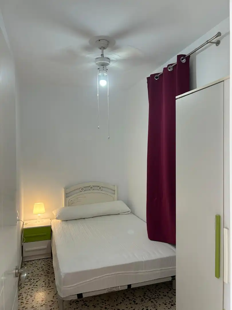 Schlafzimmer von Wohnungen zur Miete in Olivares mit Klimaanlage und Möbliert