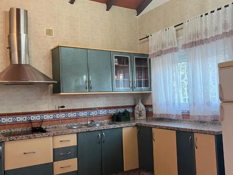 Piso en venta en Calle Hebe, 3, Coín Cocina de Piso en venta en Coín con Terraza y Piscina