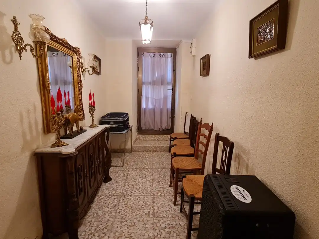 Casa adosada en venta en Calle de la Marmota, 6, Montalvos Casa adosada en venta en Montalvos con Calefacción, Trastero y Amueblado