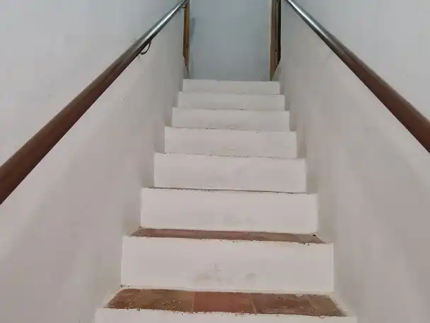 Casa adosada en venta en Calle de la Marmota, 6, Montalvos Casa adosada en venta en Montalvos con Calefacción, Trastero y Amueblado