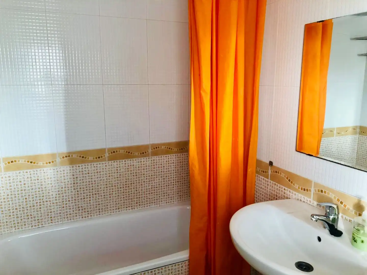 Casa o chalet en venta en Calle Don Quijote de la Mancha, 19, La Muela Baño de Casa o chalet en venta en La Muela con Terraza