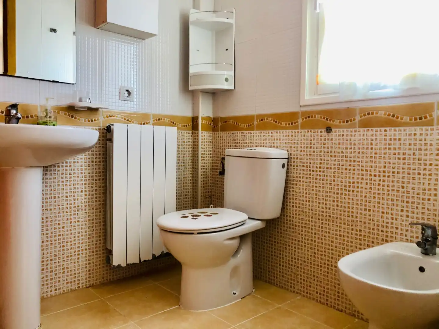Casa o chalet en venta en Calle Don Quijote de la Mancha, 19, La Muela Baño de Casa o chalet en venta en La Muela con Terraza