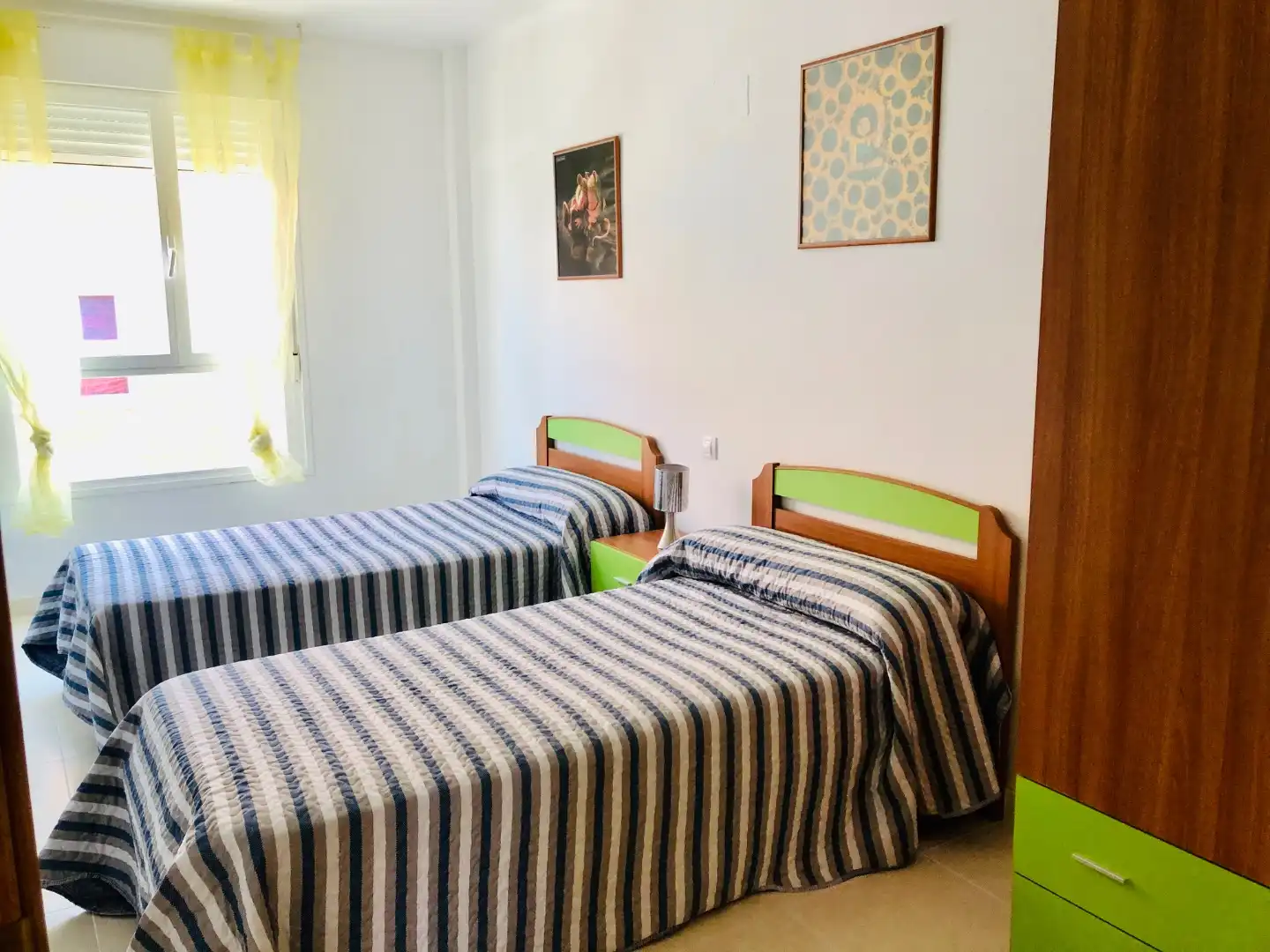 Casa o chalet en venta en Calle Don Quijote de la Mancha, 19, La Muela Habitación de Casa o chalet en venta en La Muela con Terraza