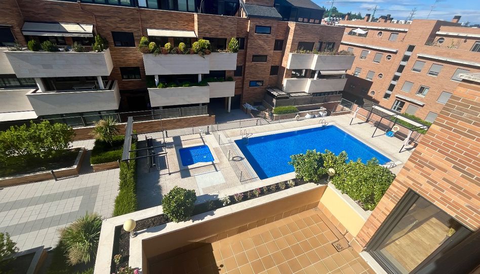 Piso en venta en Calle Concha Laos, 1, Montecillo, Las Rozas de Madrid - imagen 1 Foto 1 de Piso en venta en Calle Concha Laos, 1, Montecillo, Las Rozas de Madrid