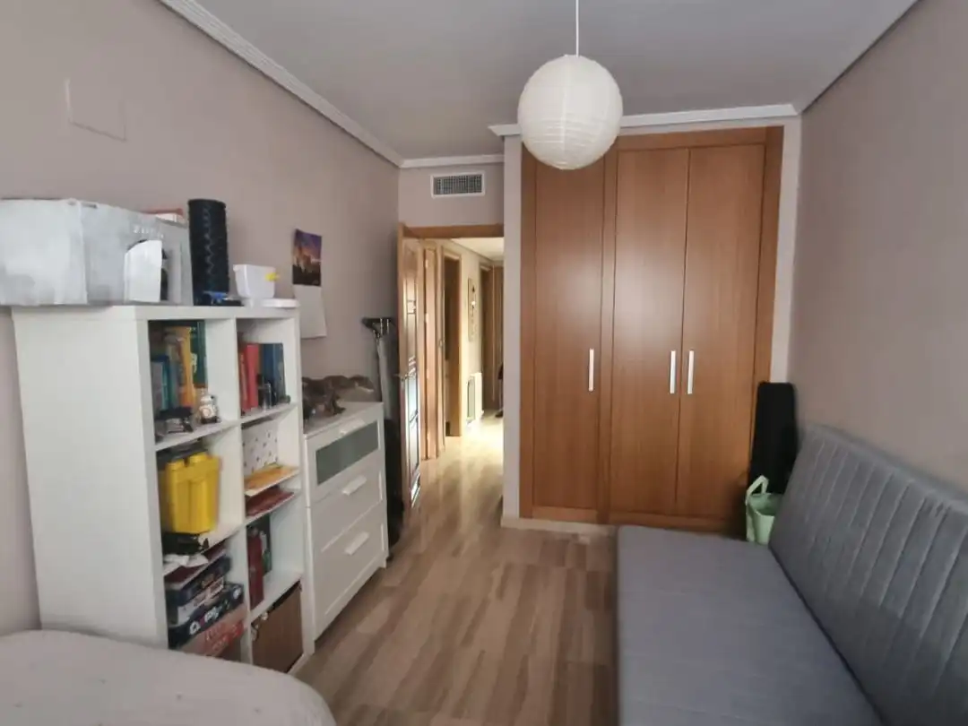 Bedroom of Flat for rent in Córdoba  with Air Conditioner, Heating and Private garden