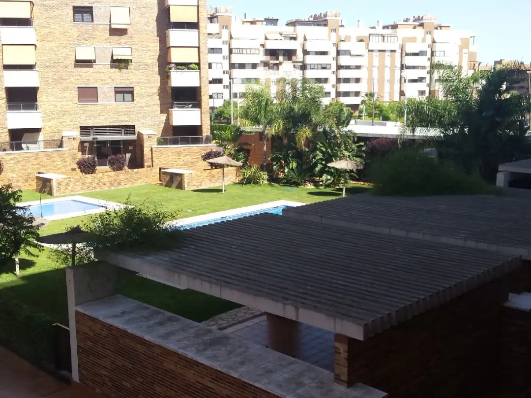 Swimming pool of Flat for rent in Córdoba  with Air Conditioner, Heating and Private garden