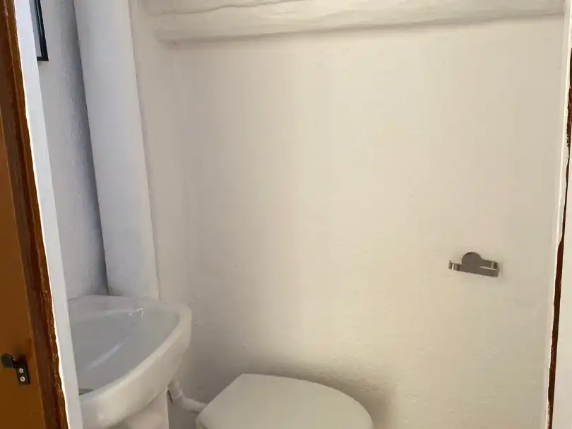 Flat for rent in Carrer de Berga, 58, Sant Quirze de Besora Bathroom of Flat for rent in Sant Quirze de Besora with Heating, Private garden and Parquet flooring