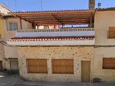 Einfamilien-Reihenhaus zum Verkauf in Plaza Nacional, 5, Arandilla del Arroyo
