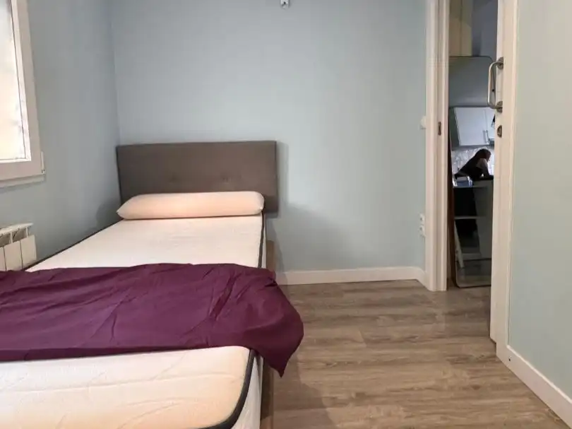 Pis en venda a Calle de Valdecanillas, 68, Simancas Dormitori de Pis en venda en Madrid amb Aire condicionat, Calefacció i Parquet