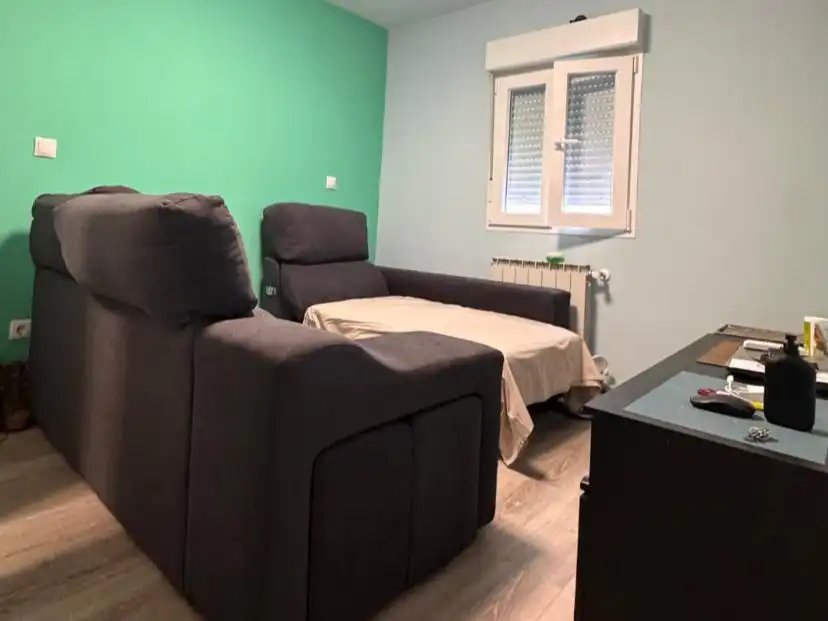 Pis en venda a Calle de Valdecanillas, 68, Simancas Sala d'estar de Pis en venda en Madrid amb Aire condicionat, Calefacció i Parquet